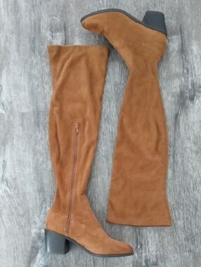 Women's Over-the-Knee Suede Boots in Cognac